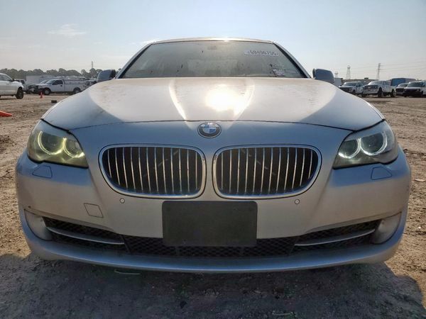2013 BMW 528