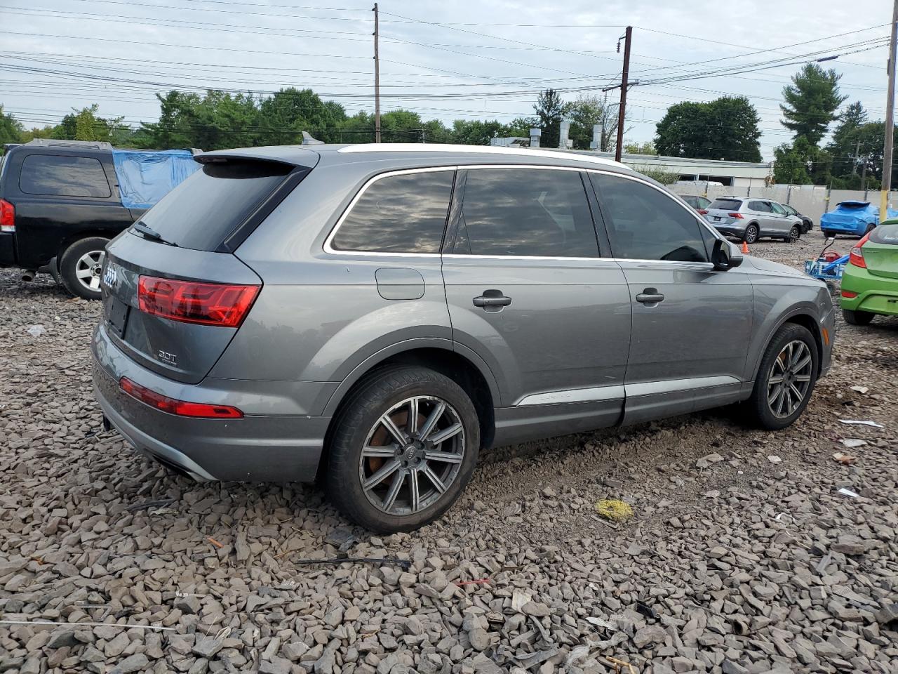 2017 AUDI Q7 quattro Premium Plus