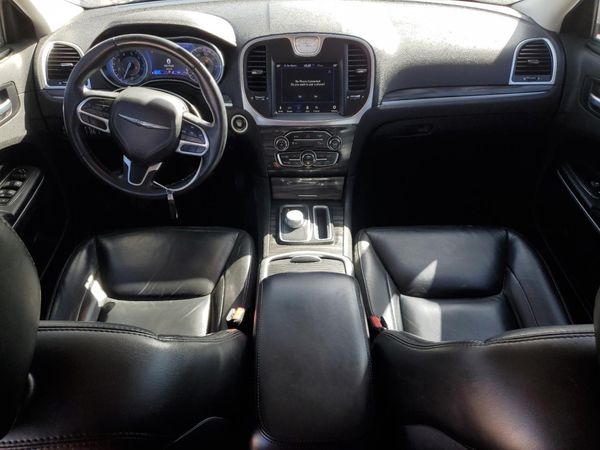 2021 CHRYSLER 300