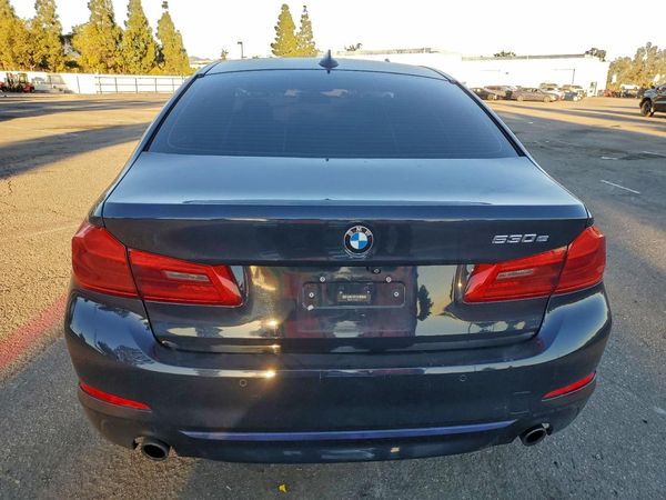 2018 BMW 530XE