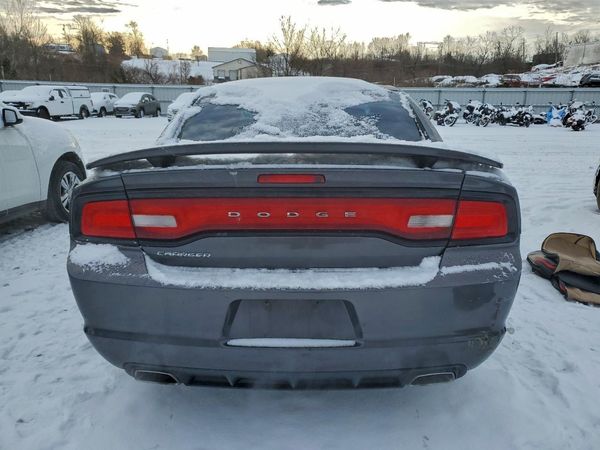 2013 DODGE CHARGER SE