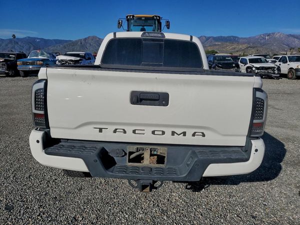 2019 TOYOTA TACOMA SR5