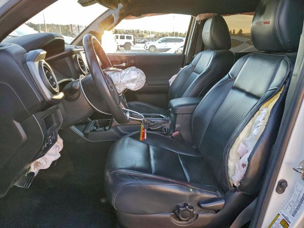 2019 TOYOTA TACOMA SR5
