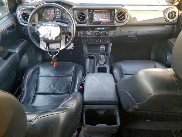 2019 TOYOTA TACOMA SR5