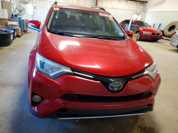 2017 TOYOTA RAV4 XLE