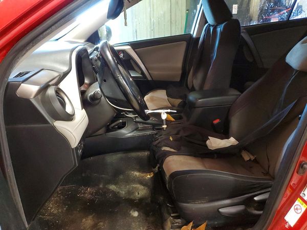 2017 TOYOTA RAV4 XLE