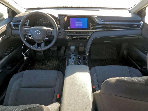 2025 TOYOTA CAMRY
