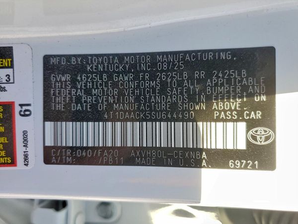 2025 TOYOTA CAMRY