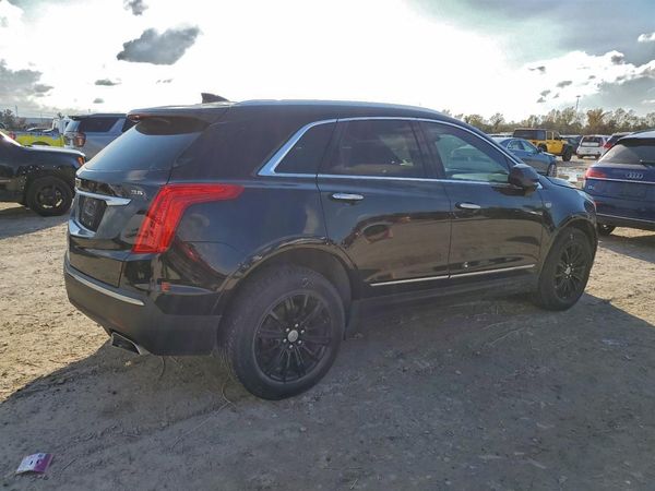 2018 CADILLAC XT5