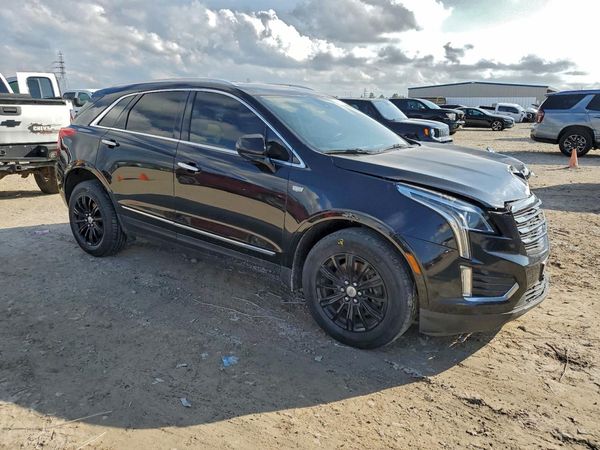 2018 CADILLAC XT5
