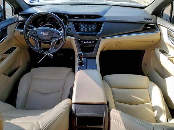 2018 CADILLAC XT5