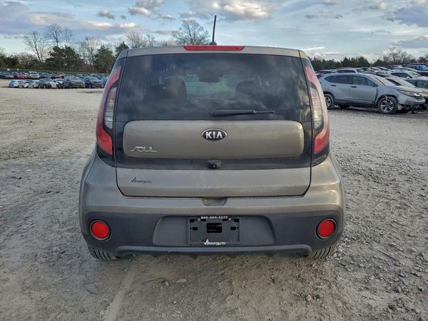 2018 KIA SOUL Base