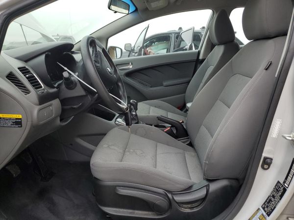 2017 KIA FORTE LX Base