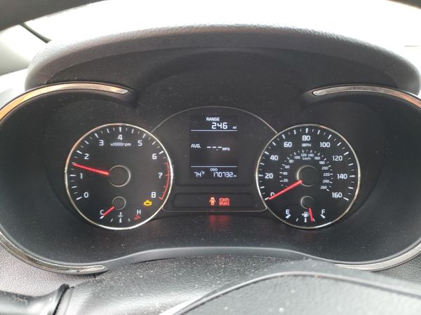 2017 KIA FORTE LX Base