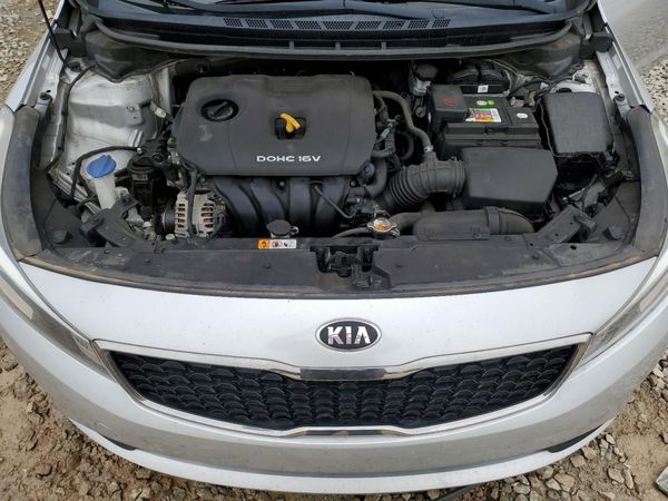 2017 KIA FORTE LX Base
