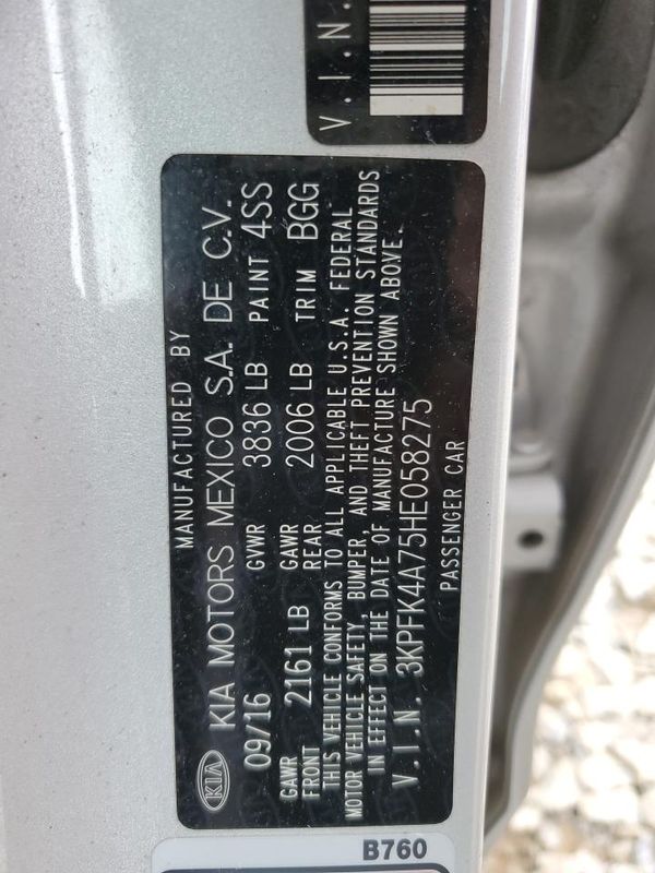 2017 KIA FORTE LX Base
