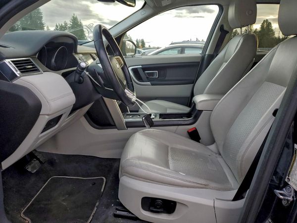 2016 LAND ROVER DISCOVERY SE — DENT