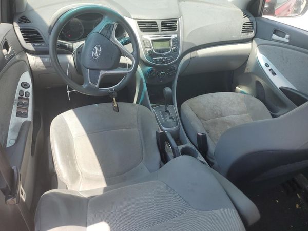 2012 HYUNDAI ACCENT GL (Middle-low grade)
