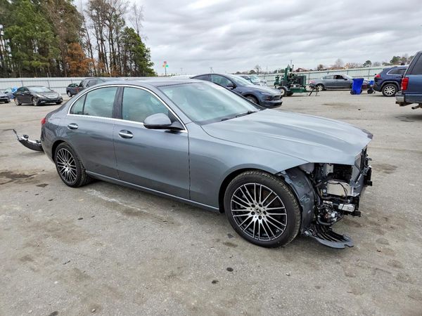 2024 MERCEDES-BENZ C C300