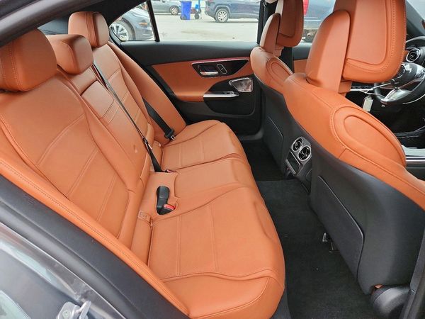 2024 MERCEDES-BENZ C C300
