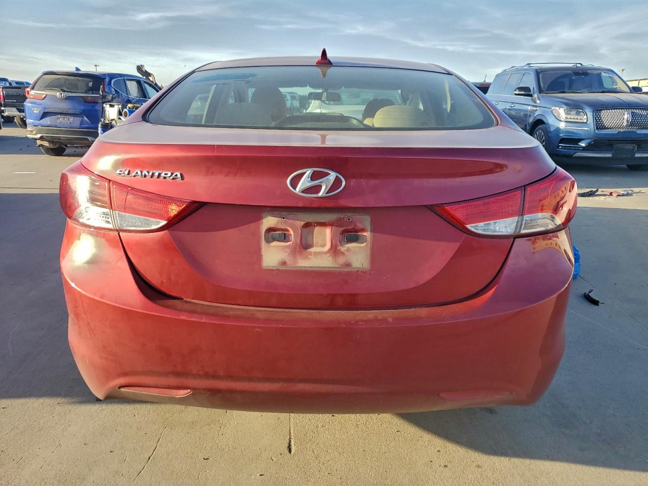 2013 HYUNDAI ELANTRA