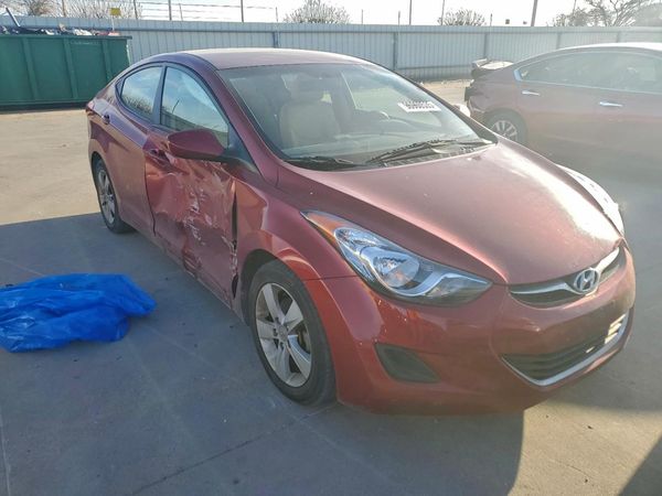 2013 HYUNDAI ELANTRA