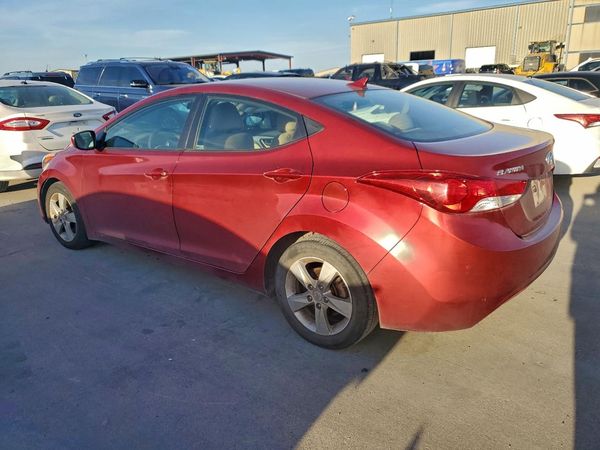 2013 HYUNDAI ELANTRA