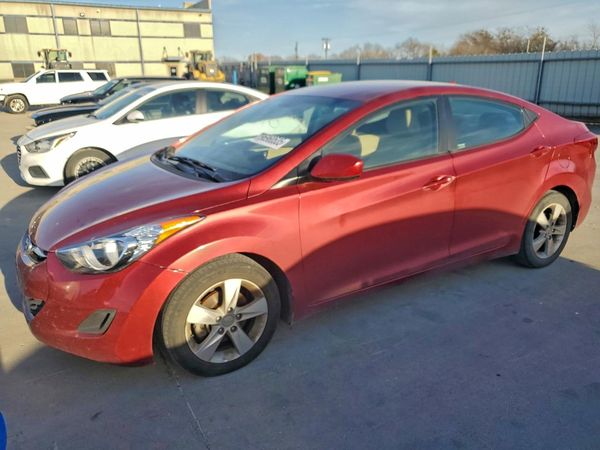 2013 HYUNDAI ELANTRA