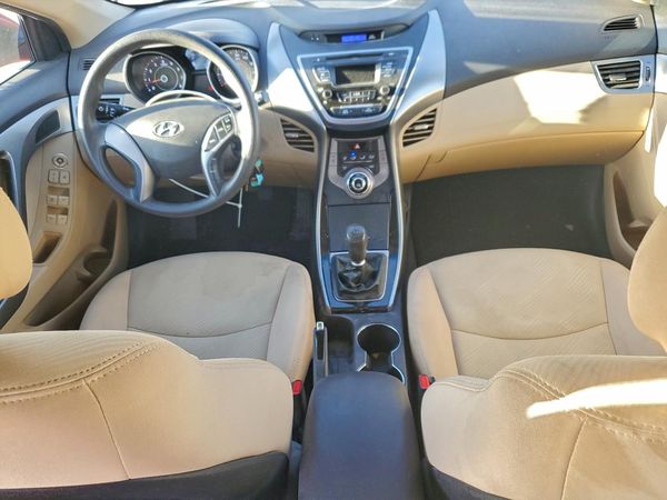 2013 HYUNDAI ELANTRA