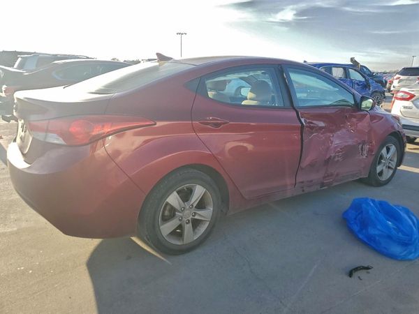 2013 HYUNDAI ELANTRA