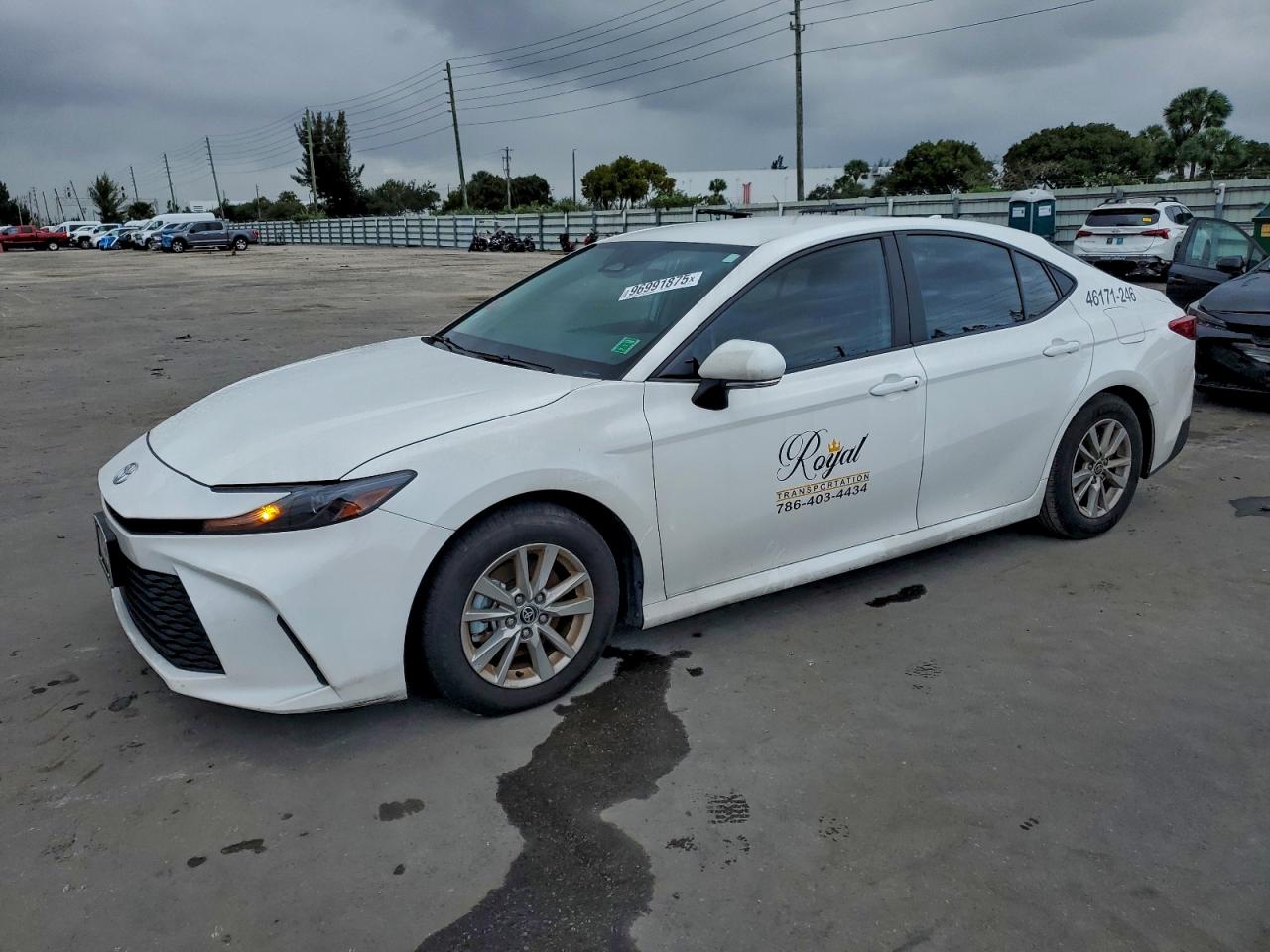 2025 TOYOTA CAMRY