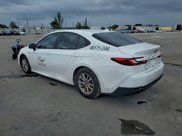 2025 TOYOTA CAMRY