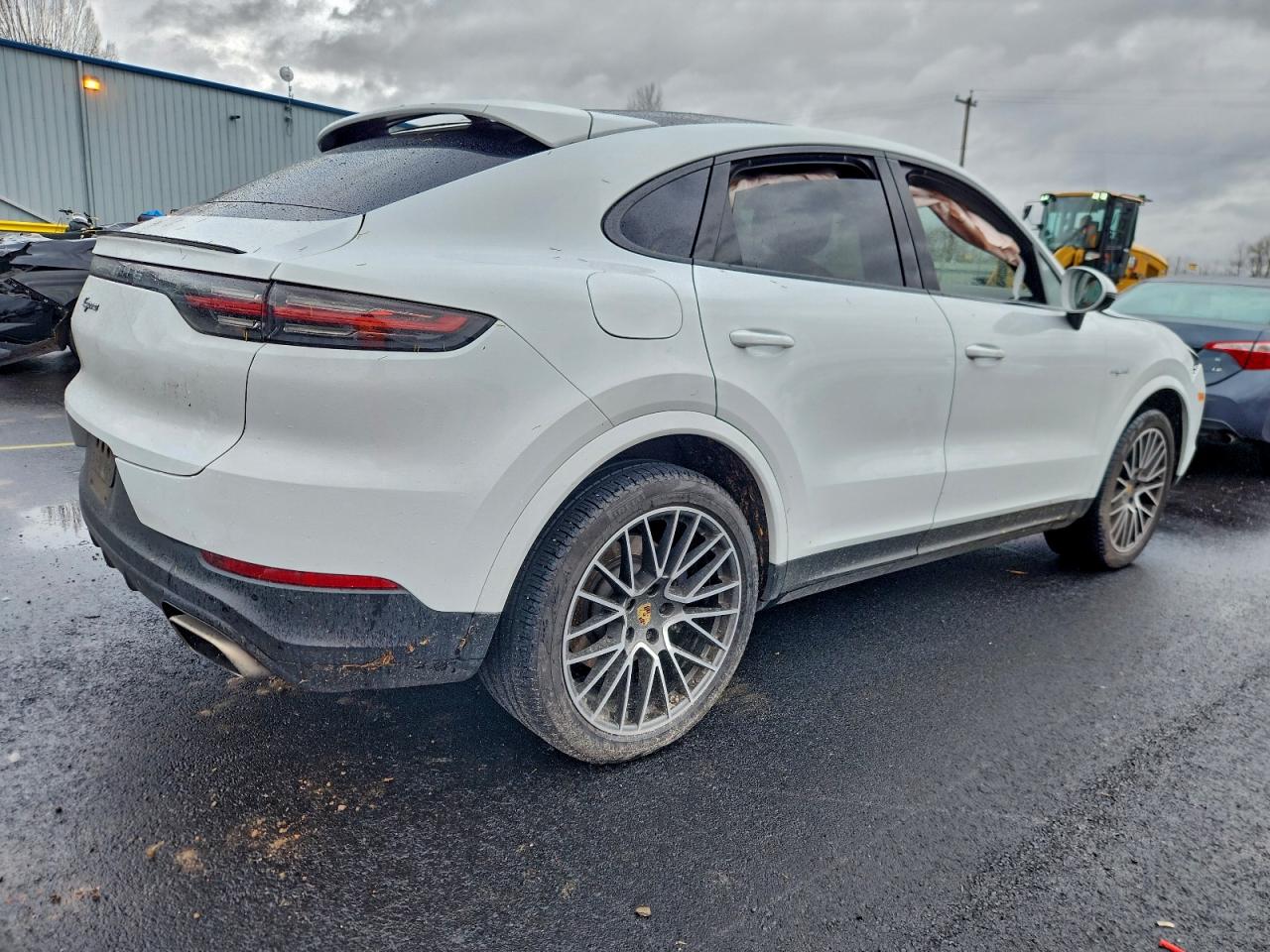 2021 PORSCHE CAYENNE E-Hybrid Coupe