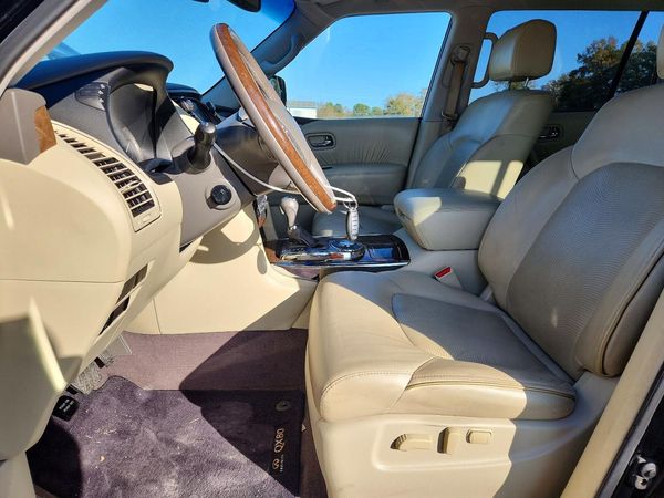 2017 INFINITI QX80