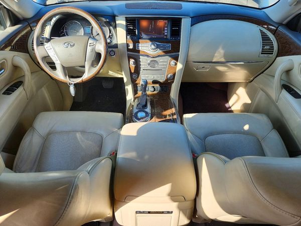 2017 INFINITI QX80