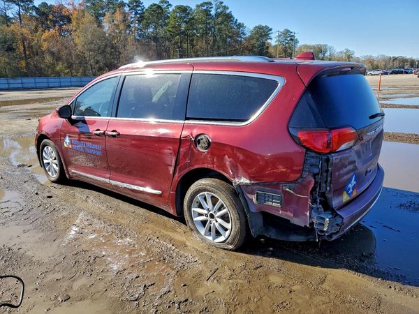 2018 CHRYSLER PACIFICA