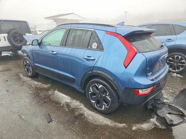 2023 KIA NIRO
