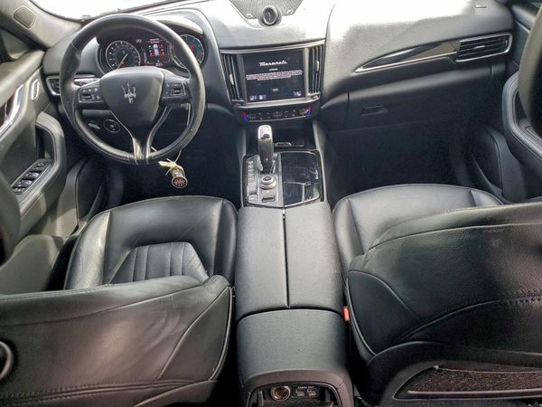 2022 MASERATI LEVANTE