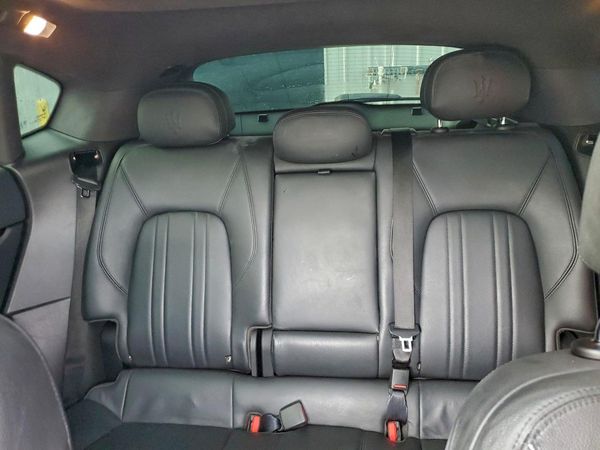 2022 MASERATI LEVANTE