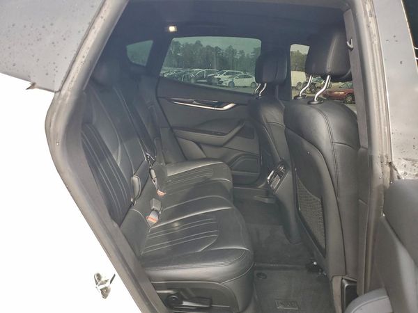 2022 MASERATI LEVANTE