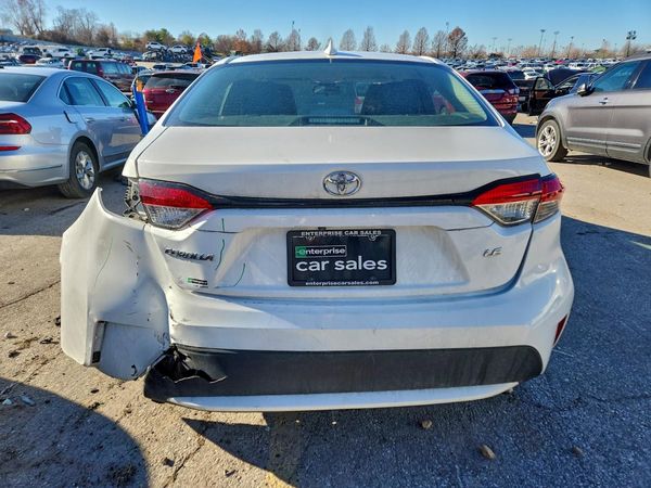 2022 TOYOTA COROLLA LE