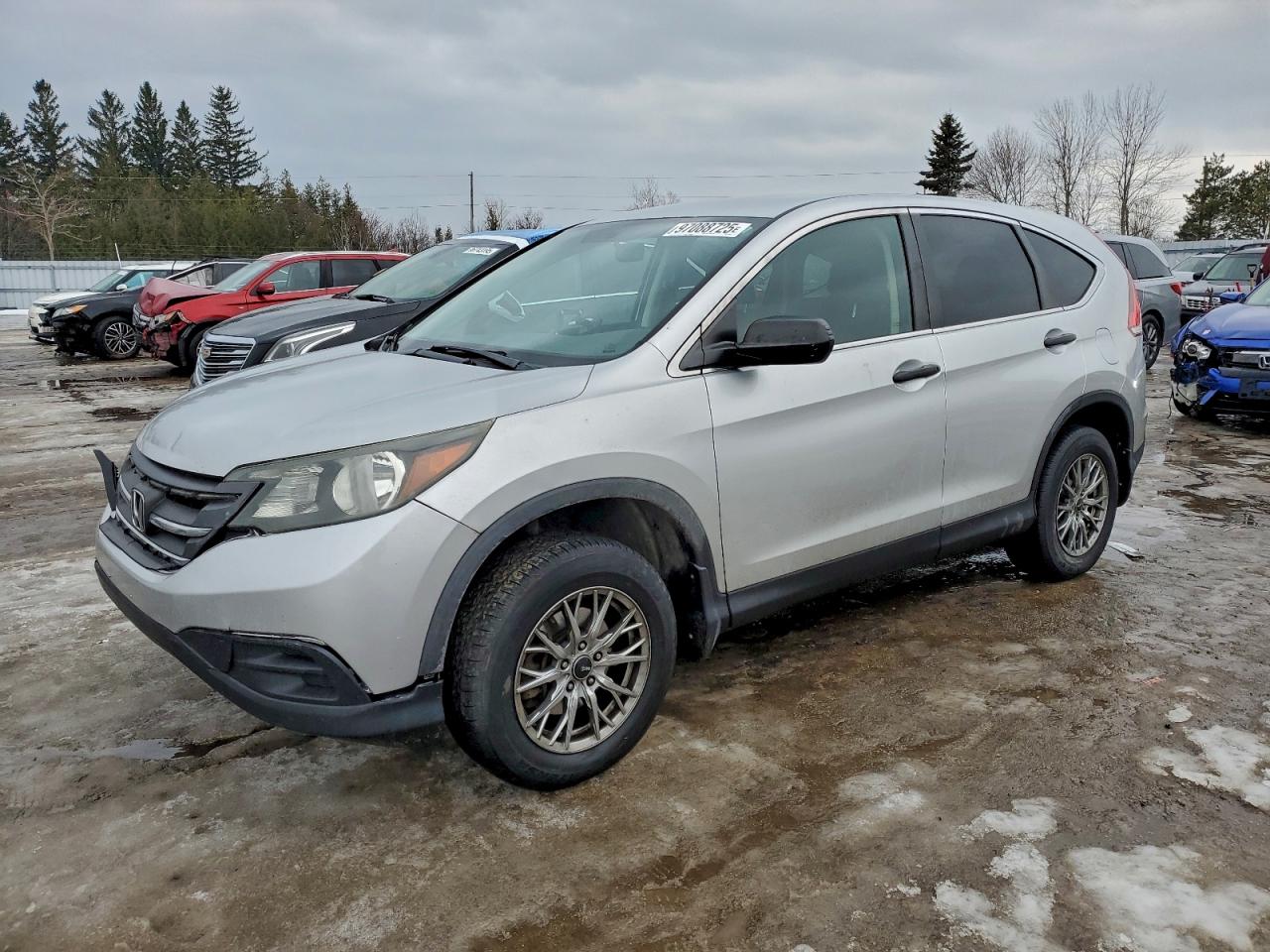 2013 HONDA CRV LX — Front 3/4