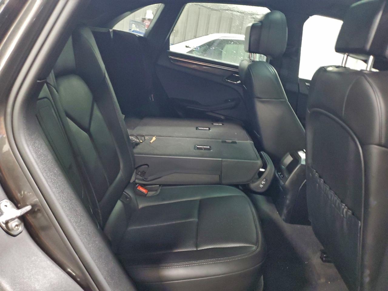 2015 PORSCHE MACAN