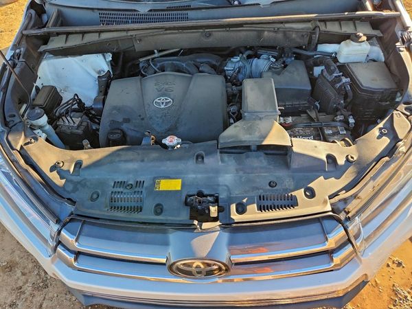 2019 TOYOTA HIGHLANDER