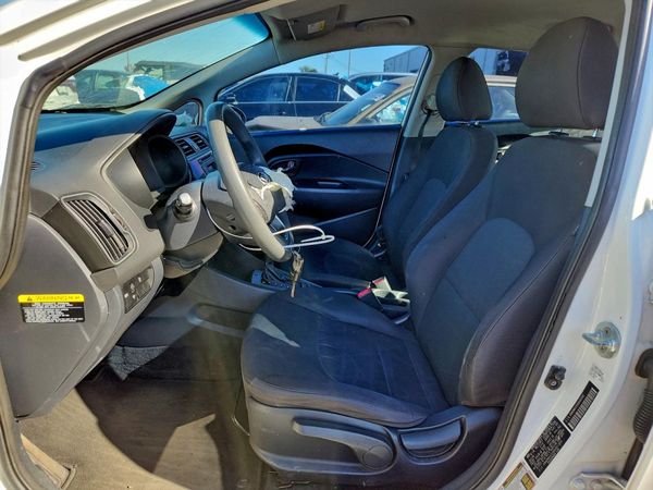 2016 KIA RIO LX A/T