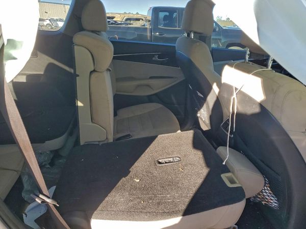 2017 KIA SORENTO