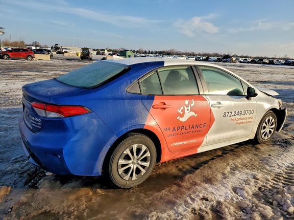 2022 TOYOTA COROLLA