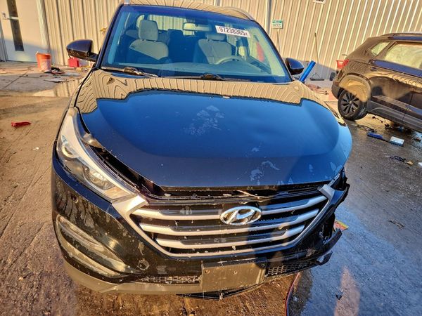 2017 HYUNDAI TUCSON