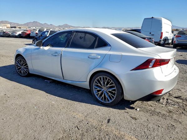 2016 LEXUS IS 200t