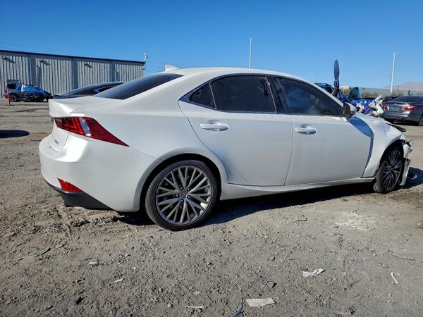 2016 LEXUS IS 200t